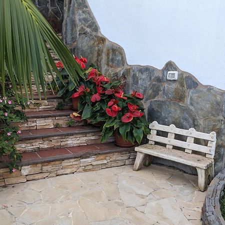 La Cueva De Villa Gardel อิคอดเดลอสวินอส ภายนอก รูปภาพ