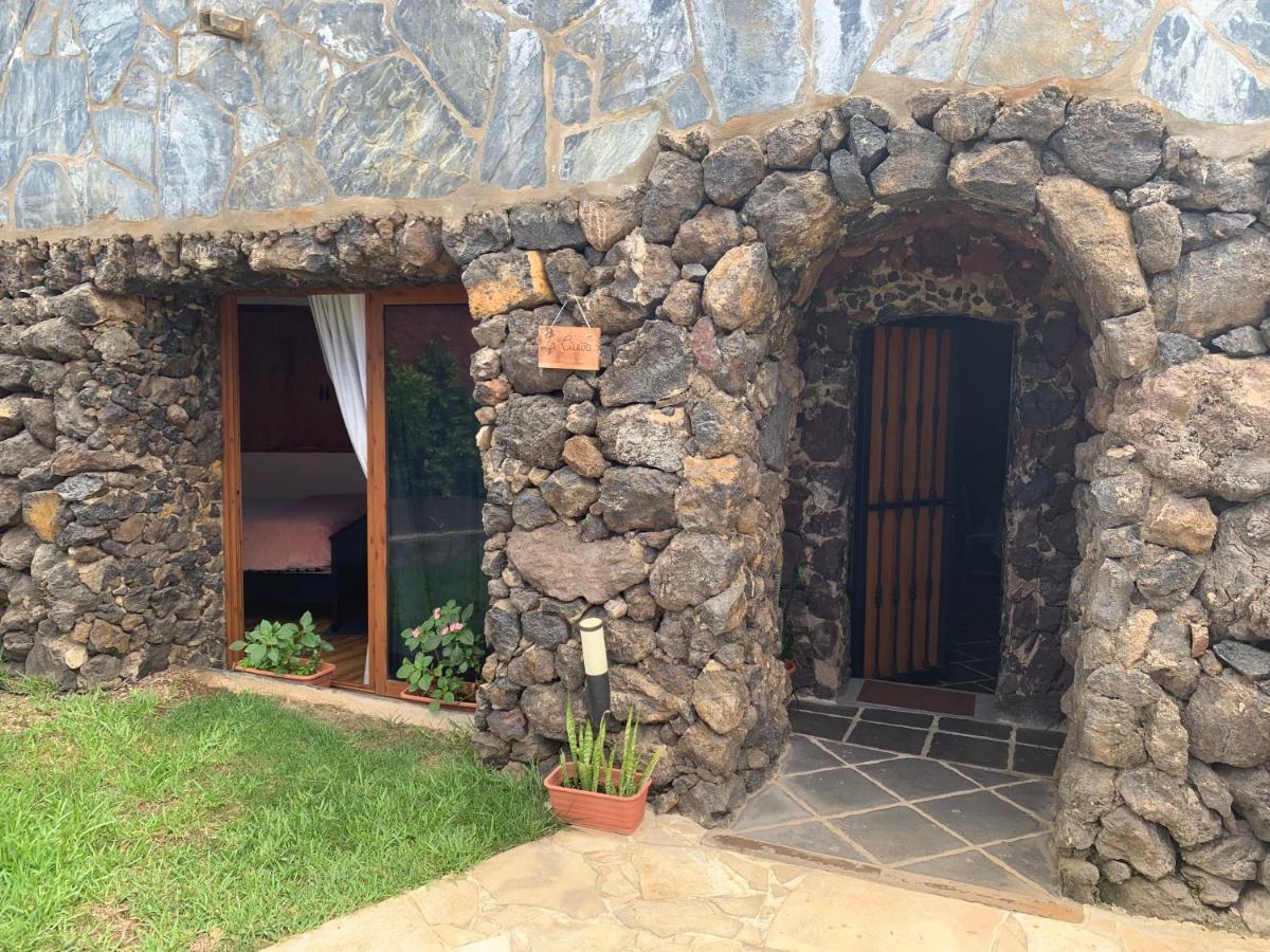 La Cueva De Villa Gardel อิคอดเดลอสวินอส ภายนอก รูปภาพ